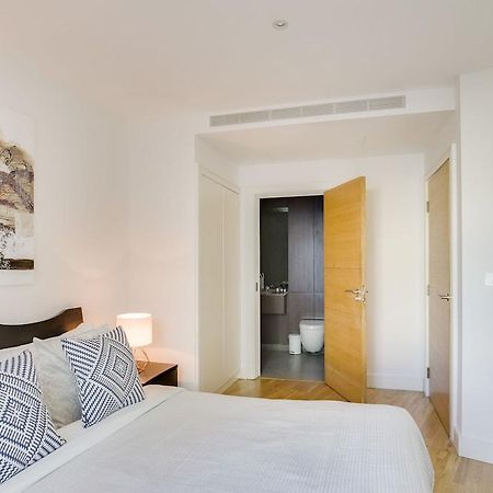 St. Georges Wharf Serviced Apartments By Thesqua.Re 伦敦 外观 照片